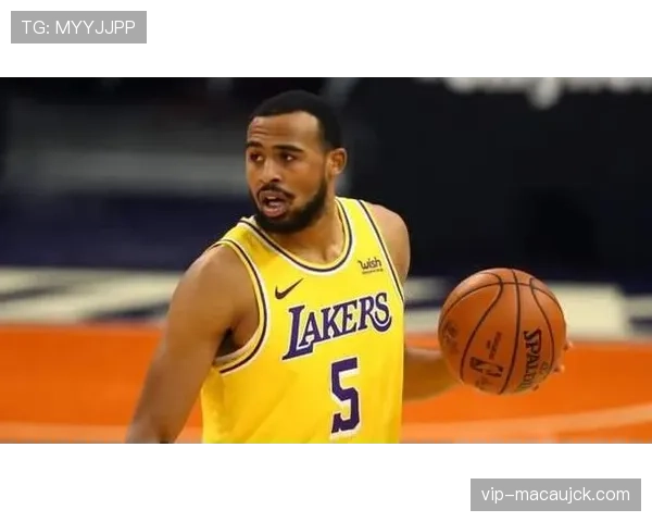 活塞防守效率跃居联盟第二 老将更迭未削弱球队防守硬度 活塞防守效率跃居联盟第二 老将更迭未削弱球队防守硬度