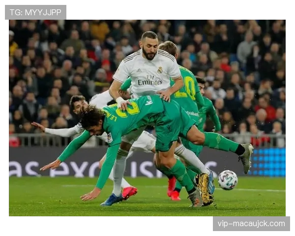 皇家社会主场逼平马竞 久保健英助攻格德斯扳平